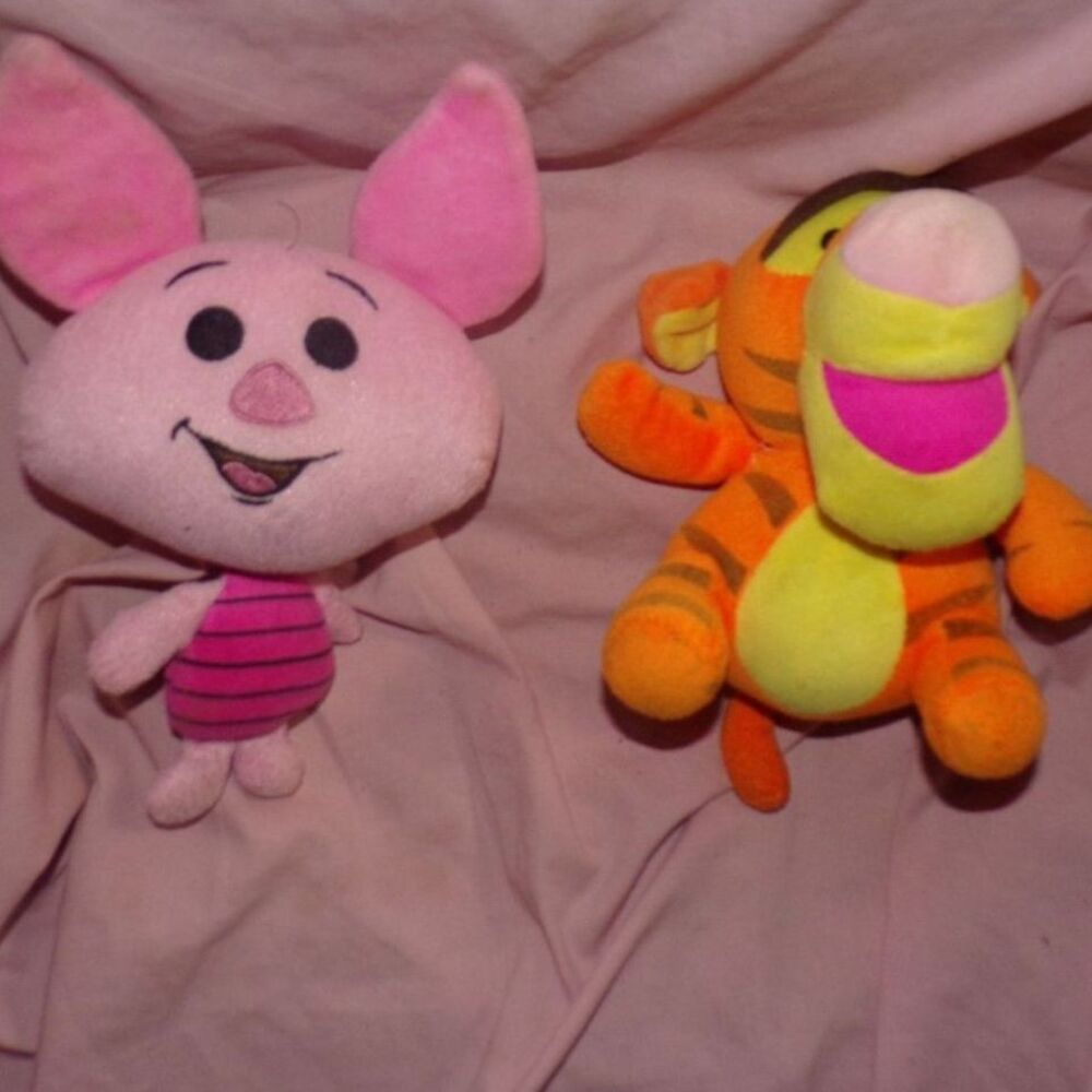 Disney Winnie Pooh Tigger and Piglet toddler plush lot of 2